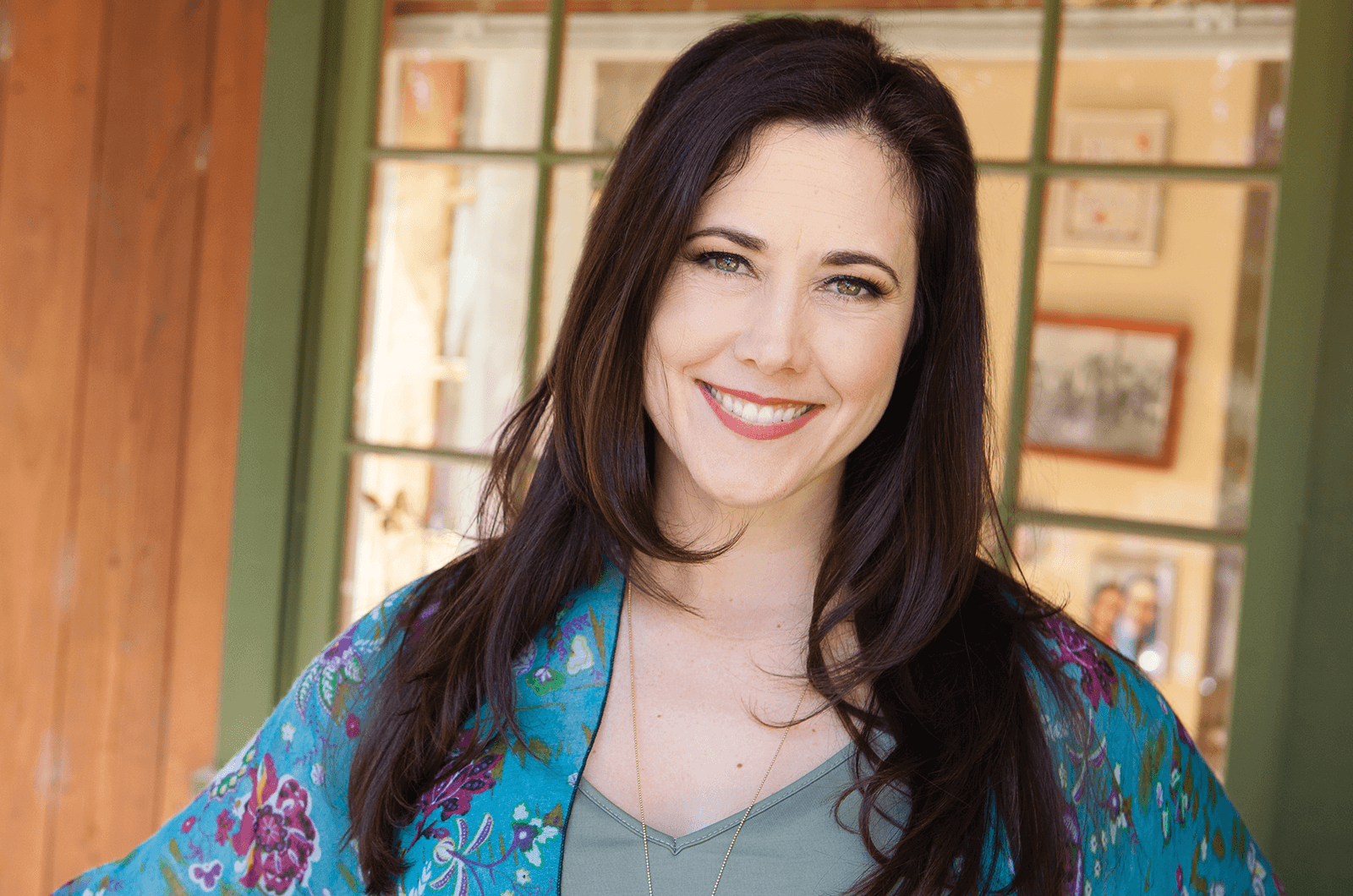 Star Hansen is a certified professional organizer, productivity coach and speaker based in Carmel, California.