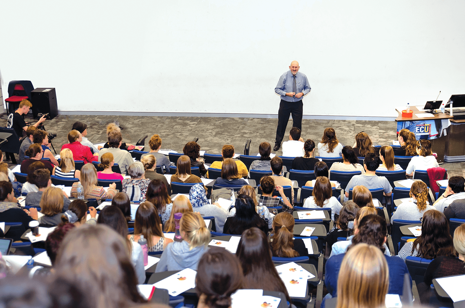 Peter Dhu gives a presentation to 250 speech pathologists and speech pathology students at Edith Cowan University in October 2017. Photo by Pille Repnau