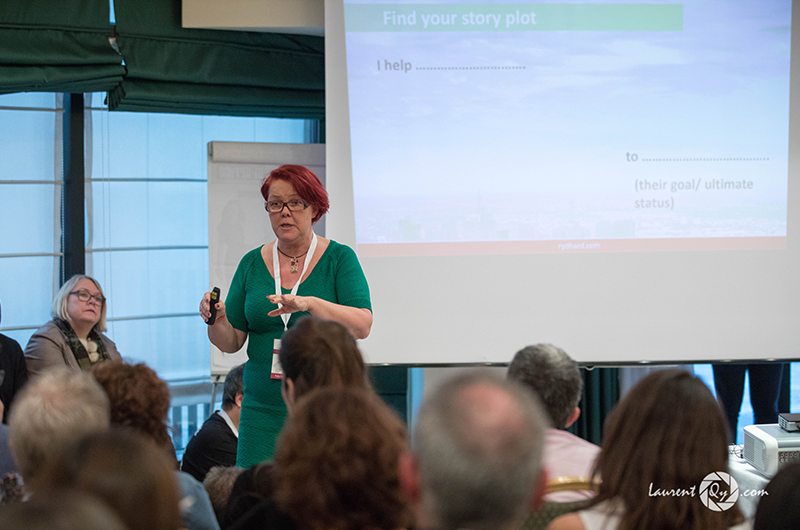 Åsa Rydhard presents to a group in Milano. (Photo credit: Laurent QY)