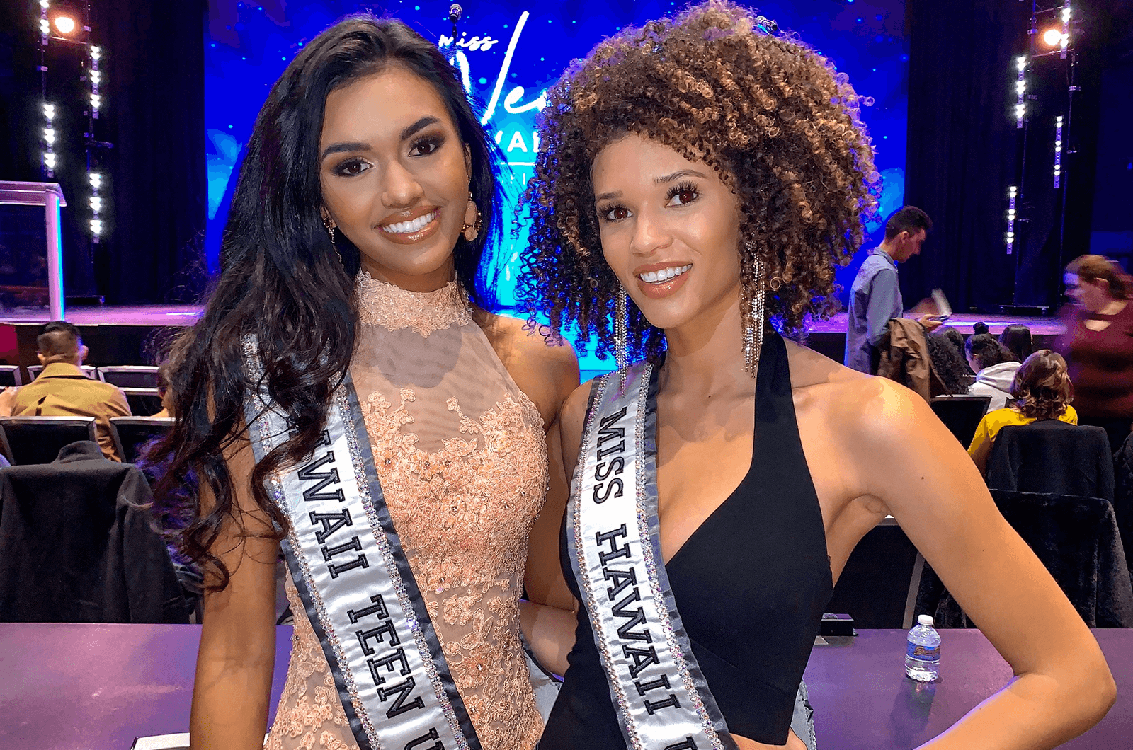 Miss Hawaii Teen USA Kiʻilani Arruda (left), poses with Neyland at an event.